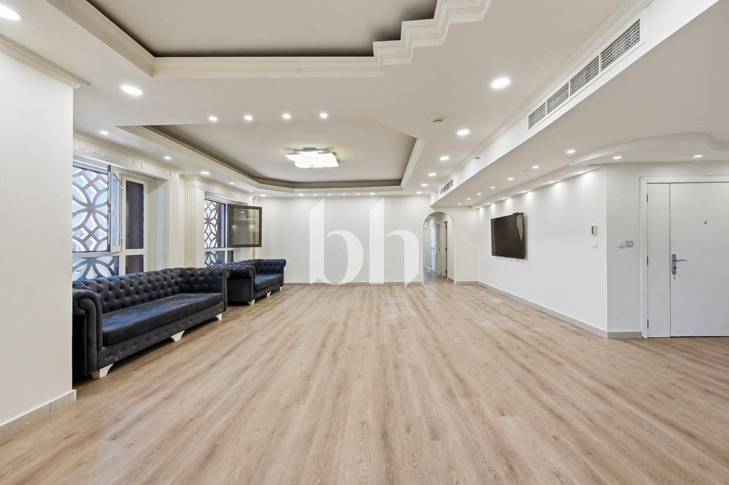 4 Bedroom Apartment in Murjan 5 - photo 1
