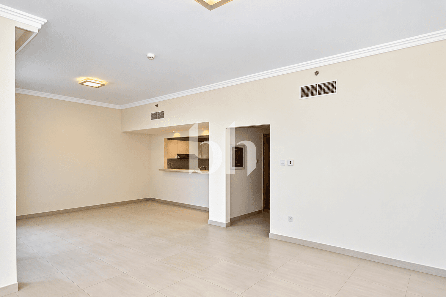 2 Bedroom Apartment in Al Bateen Residences - photo 1