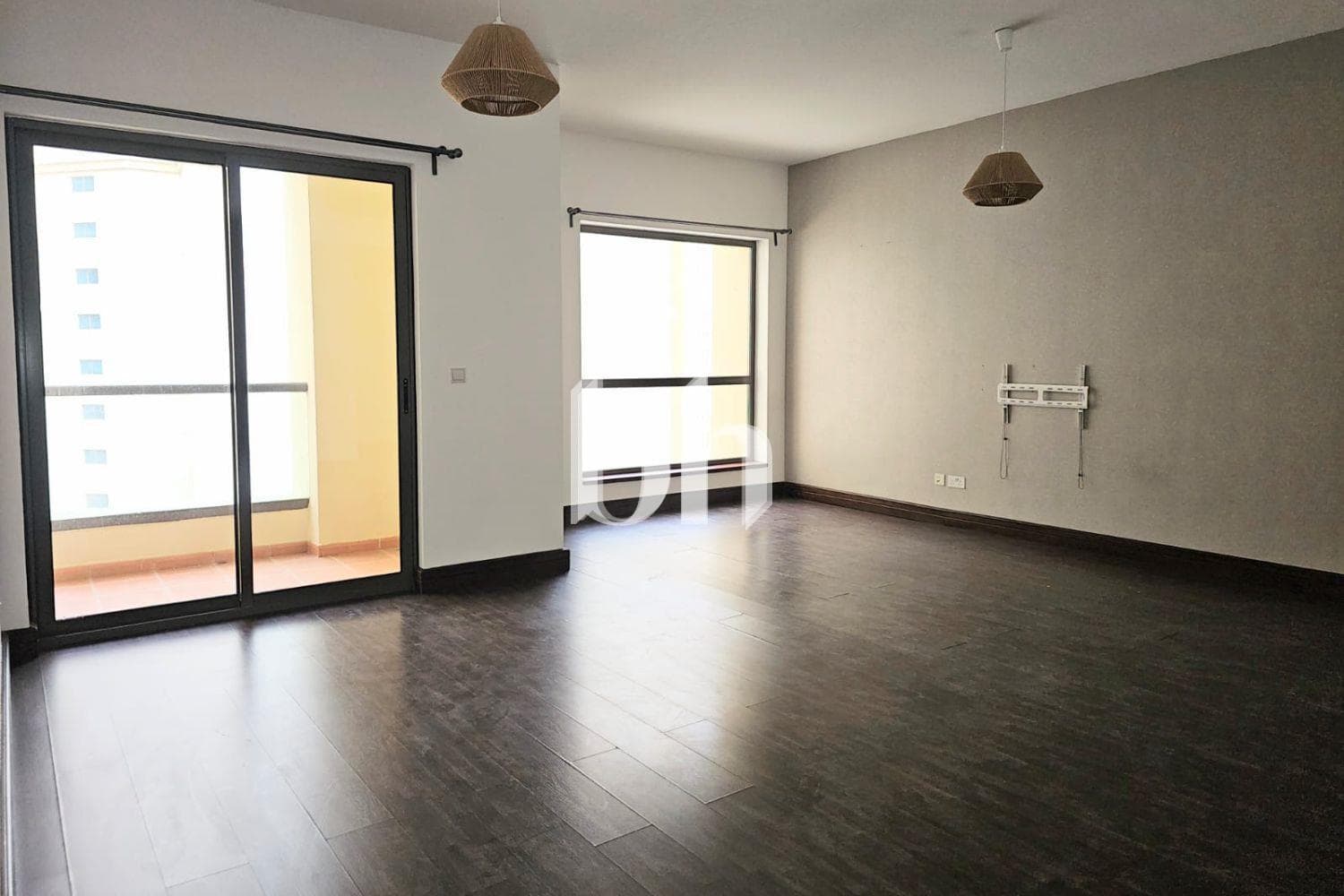 3 Bedrooms Apartment in Shams 2 - photo 2
