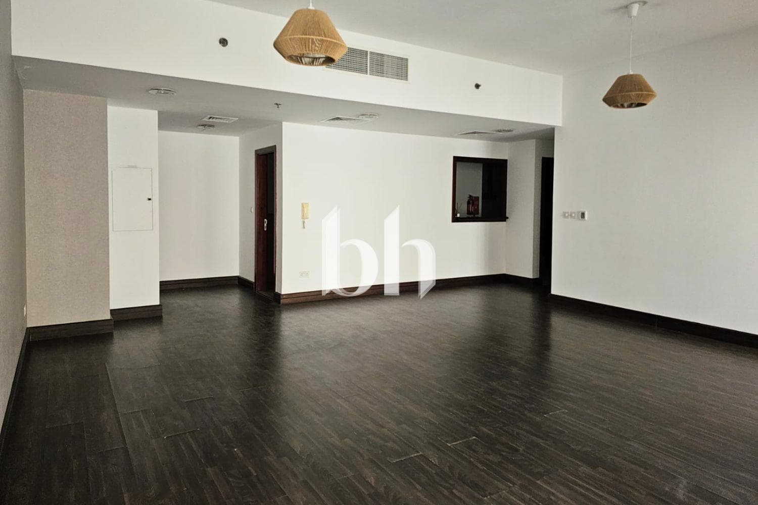 3 Bedrooms Apartment in Shams 2 - photo 1