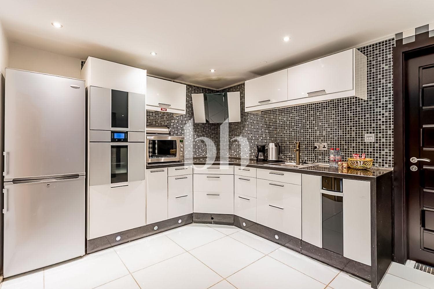 2 Bedroom Apartment in Murjan 2 - photo 2