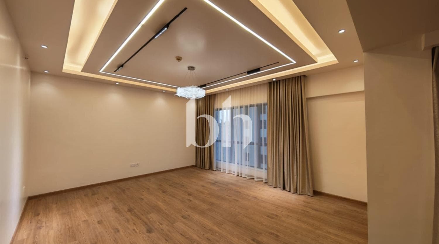 3 Bedrooms Apartment in Sadaf 8 - photo 2