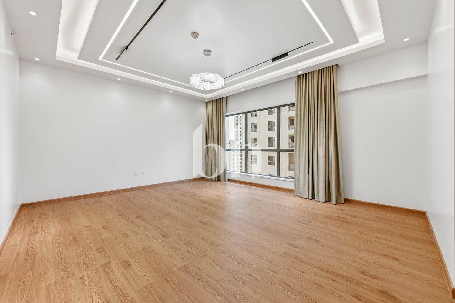3 Bedroom Apartment in Sadaf 8 - photo 2