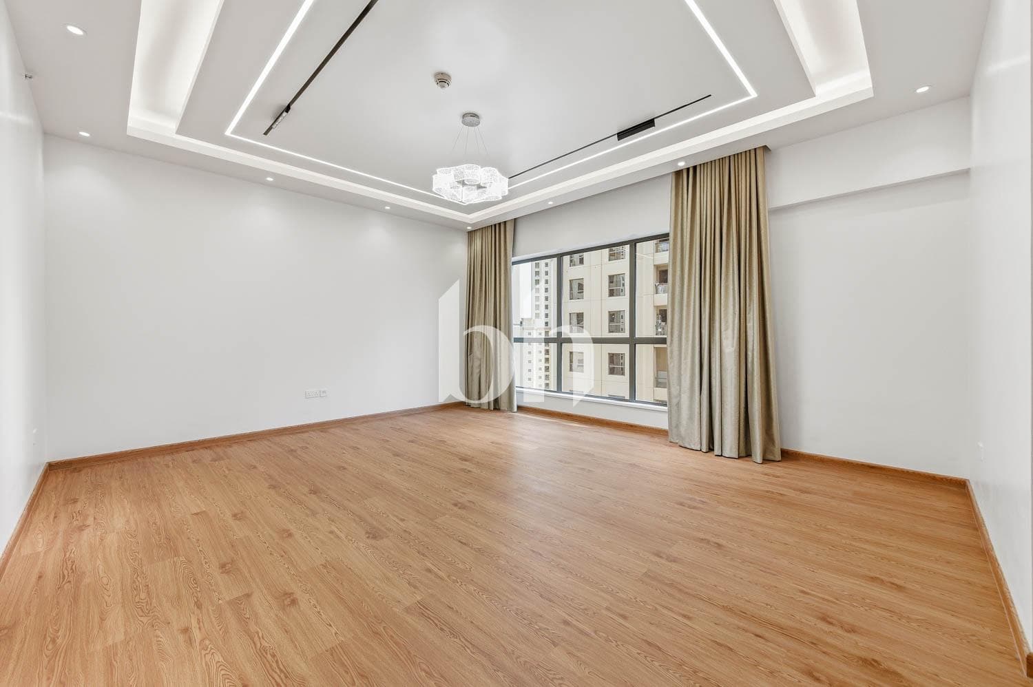 3 Bedroom Apartment in Sadaf 8 - photo 2