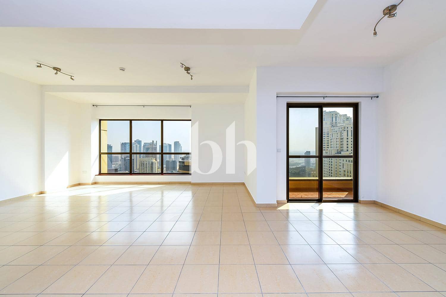 4 Bedroom Apartment in Rimal 5 - photo 1