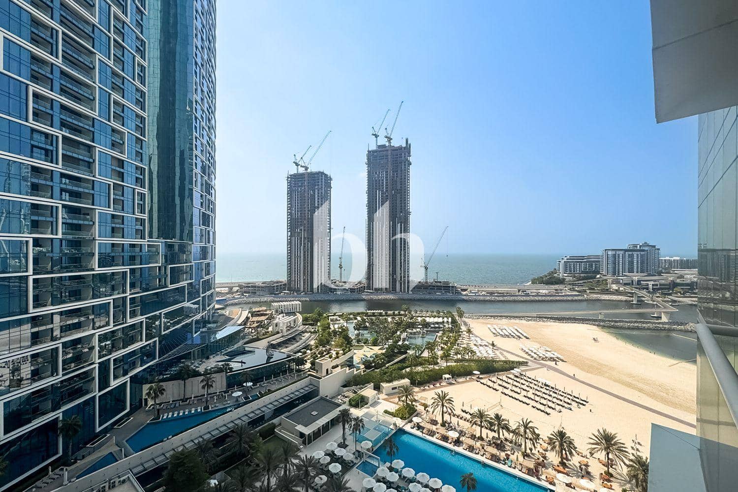 2 Bedroom Apartment in Al Bateen Residences - photo 1