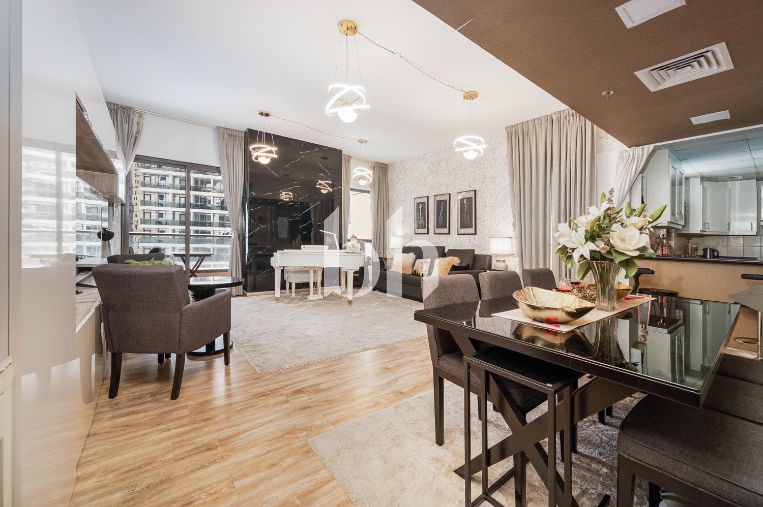 1 Bedroom Apartment in Shams 1 - photo 2