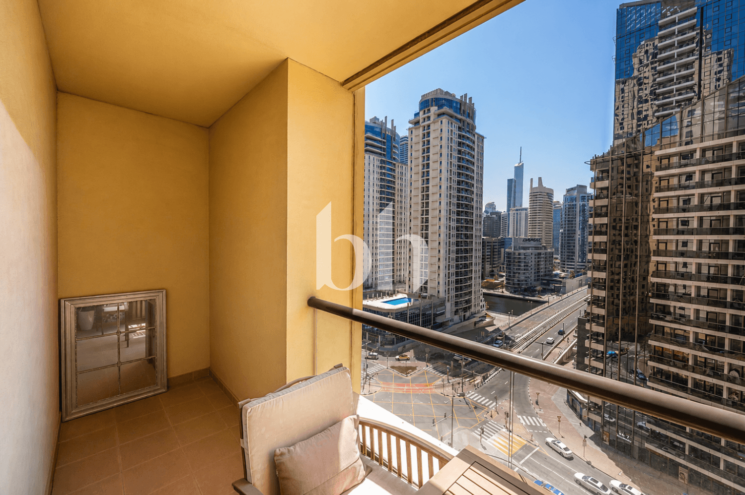 1 Bedroom Apartment in Shams 1 - photo 1