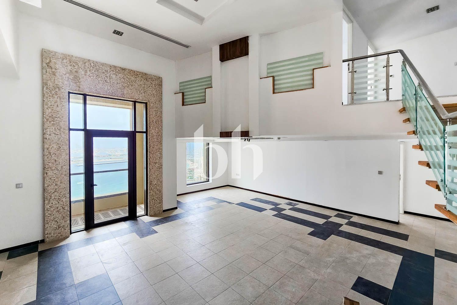 1 Bedroom Apartment in Shams 2 - photo 2