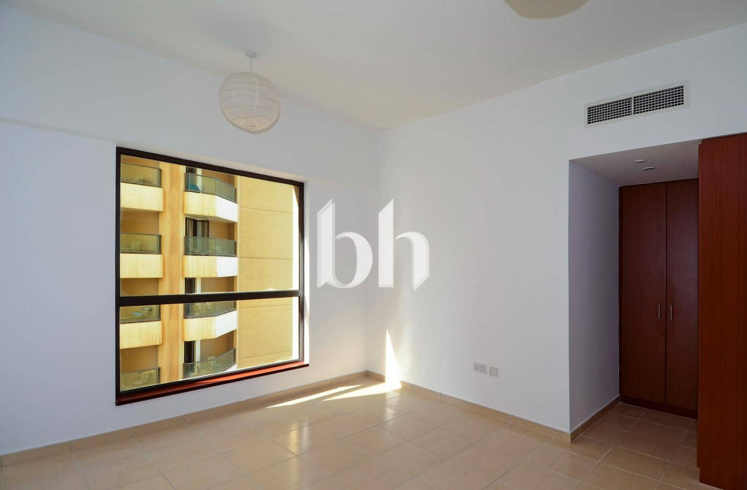 3 Bedroom Apartment in Sadaf 4 - photo 1