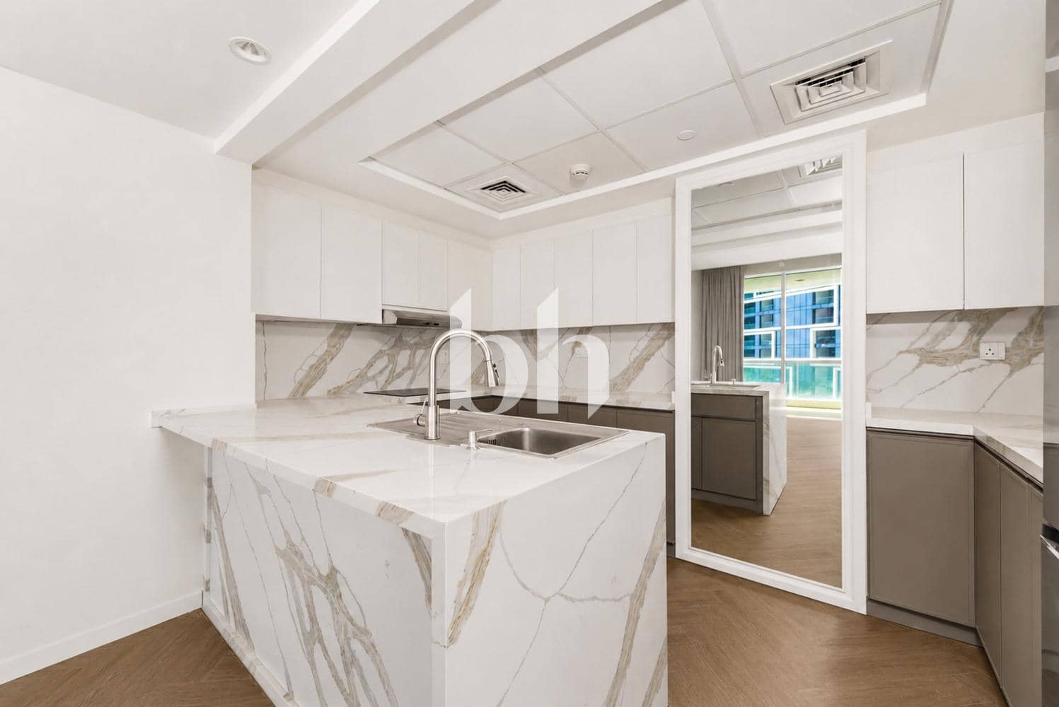 2 Bedroom Apartment in Al Bateen Residences - photo 1