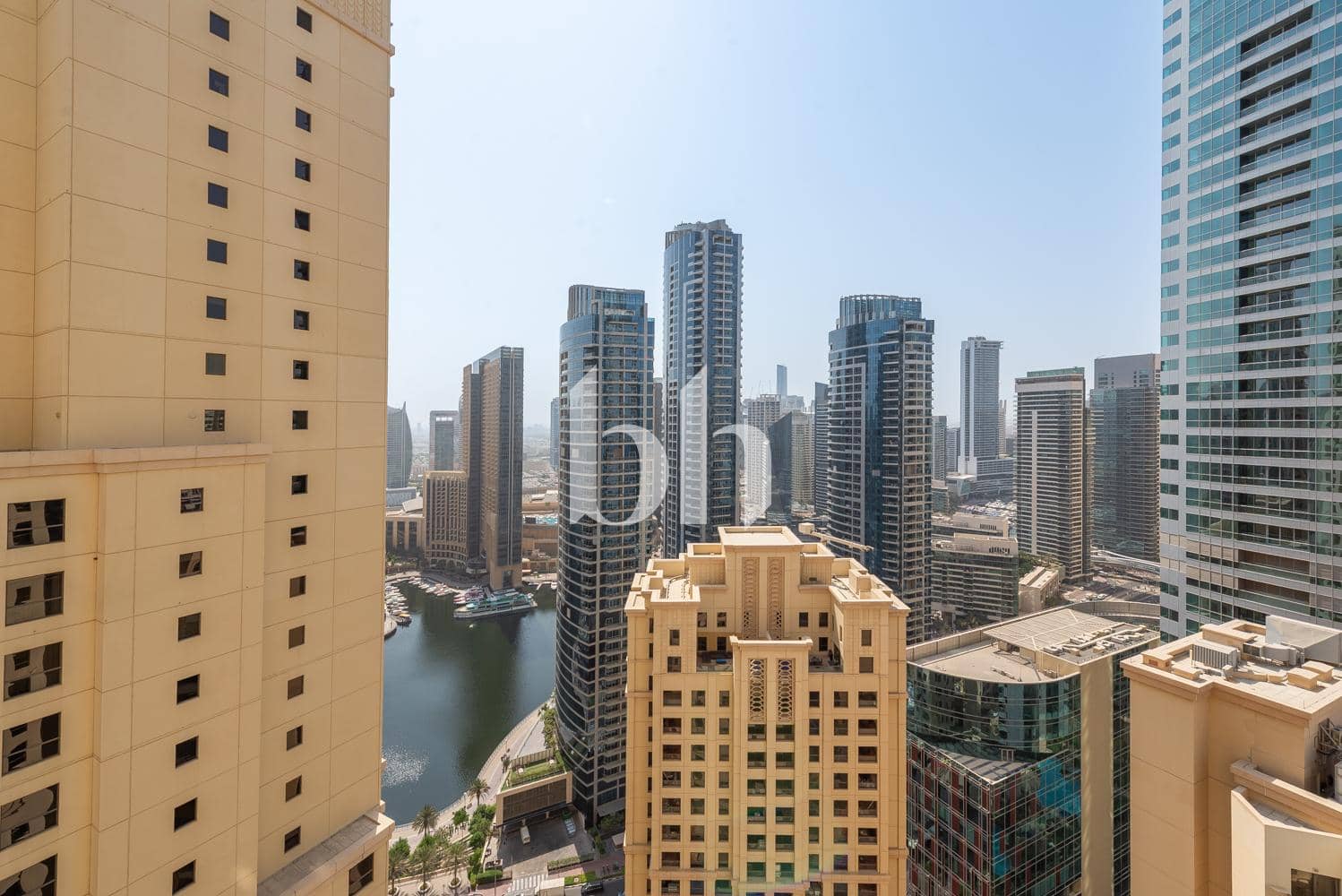 4 Bedroom Apartment in Sadaf 4 - photo 1