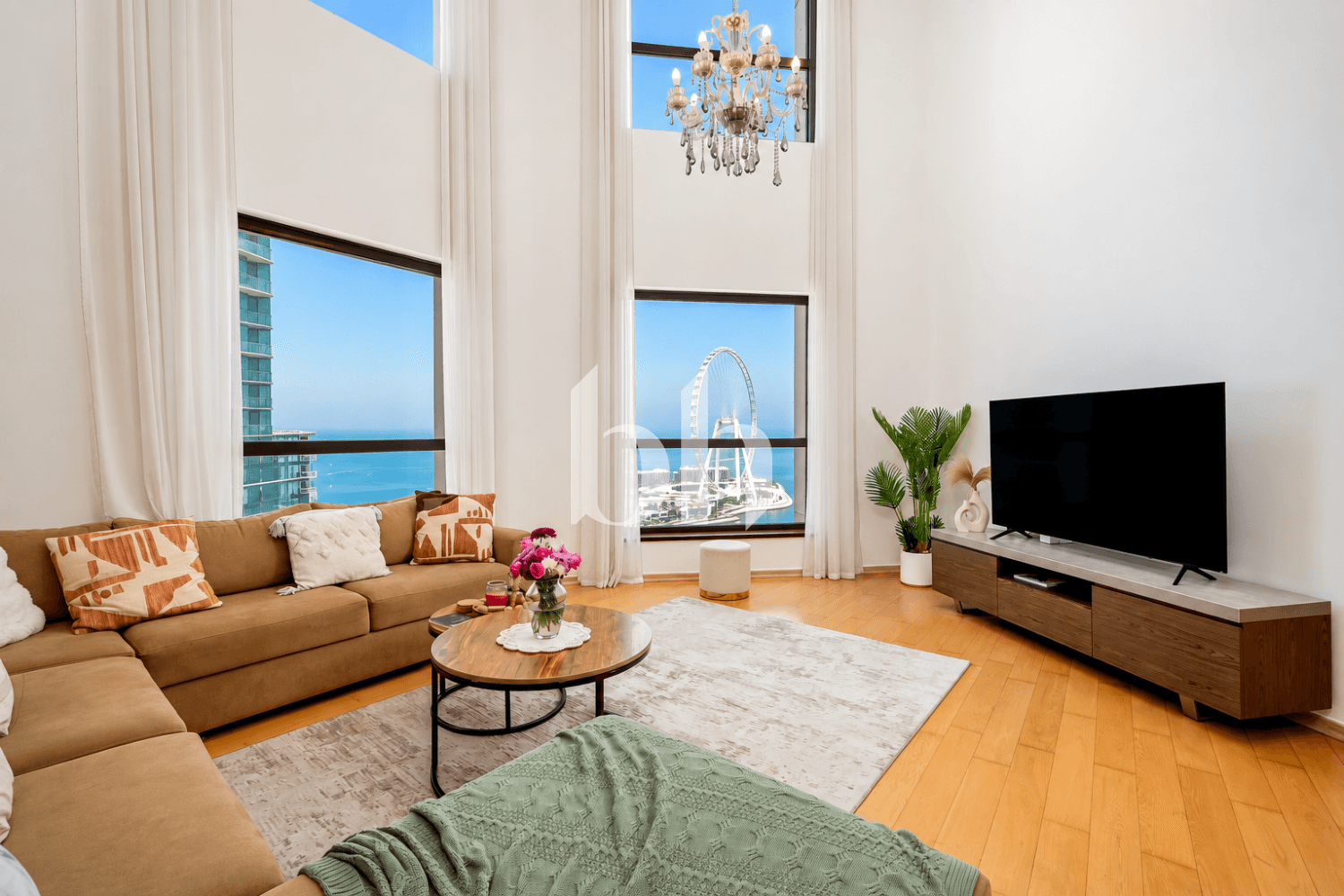 4 Bedroom Apartment in Shams 4 - photo 1