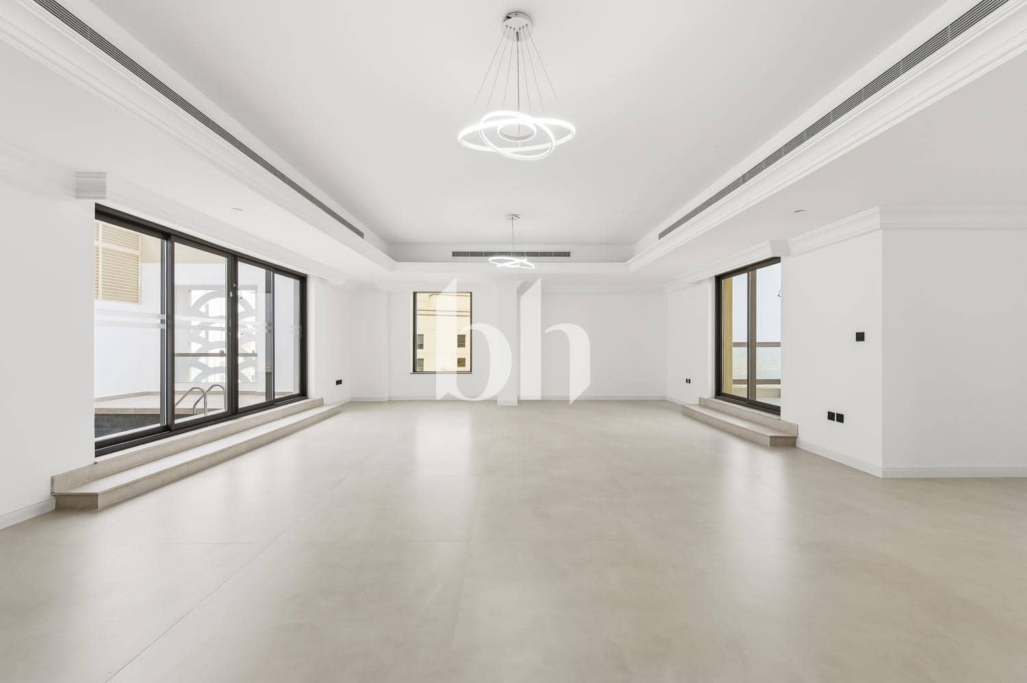 5 Bedroom Apartment in Sadaf 8 - photo 2