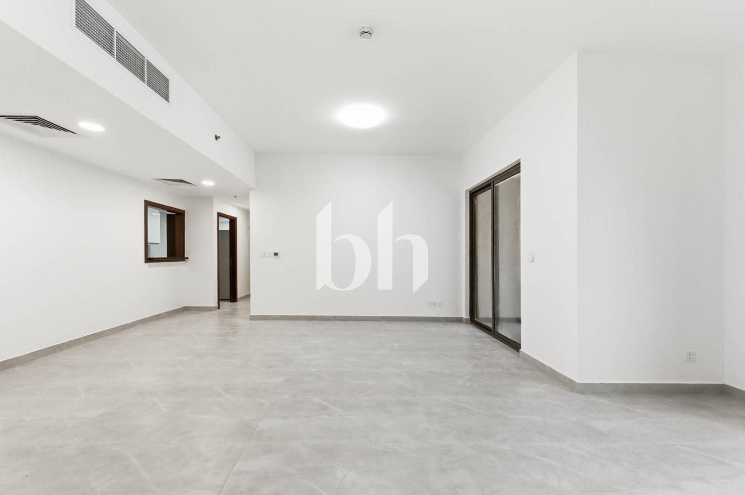 3 Bedroom Apartment in Shams 2 - photo 1