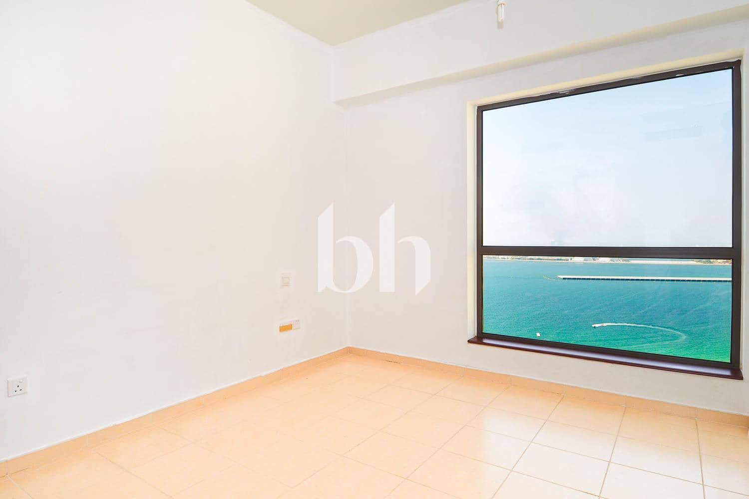 3 Bedroom Apartment in Rimal 5 - photo 2