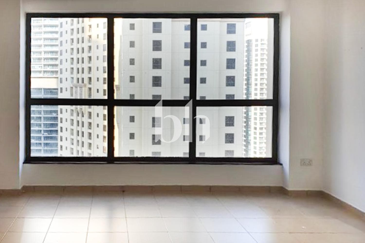 3 Bedrooms Apartment in Murjan 1