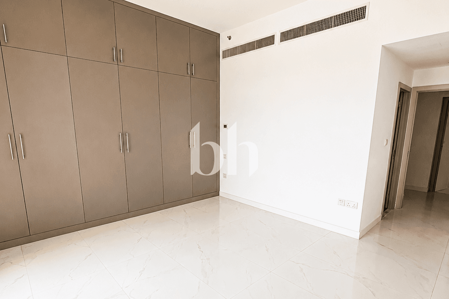 3 Bedroom Apartment in Rimal 6 - photo 2