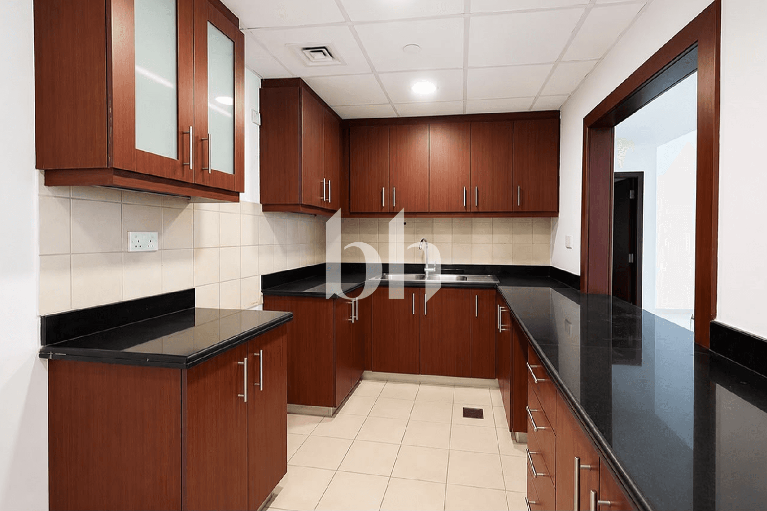 2 Bedroom Apartment in Rimal 6 - photo 2