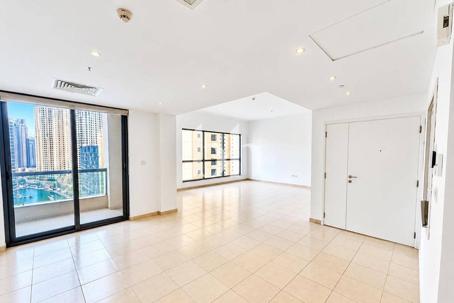 3 Bedroom Apartment in Sadaf 8 - photo 1