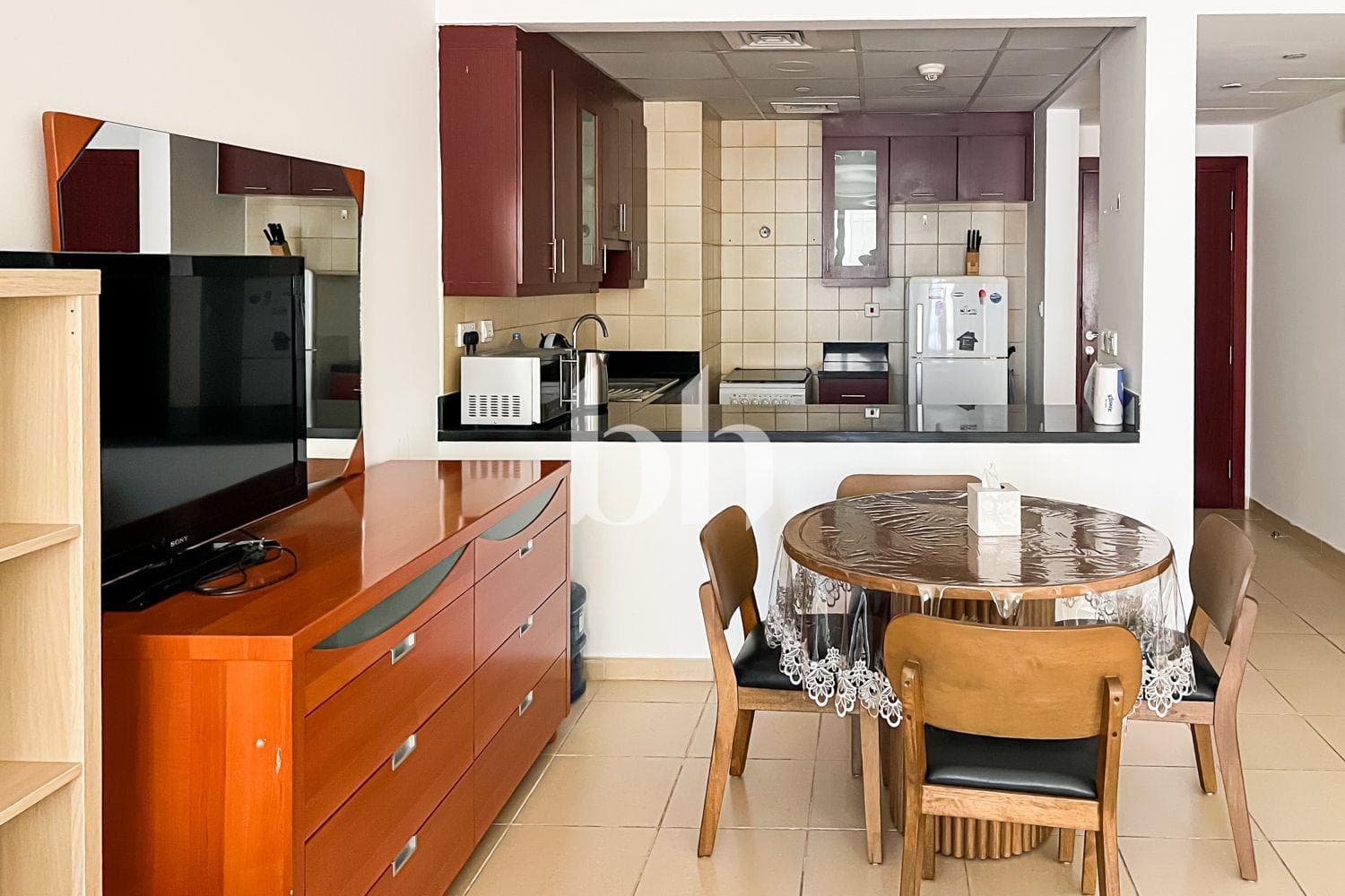 Studio Apartment in Murjan 2 - photo 1