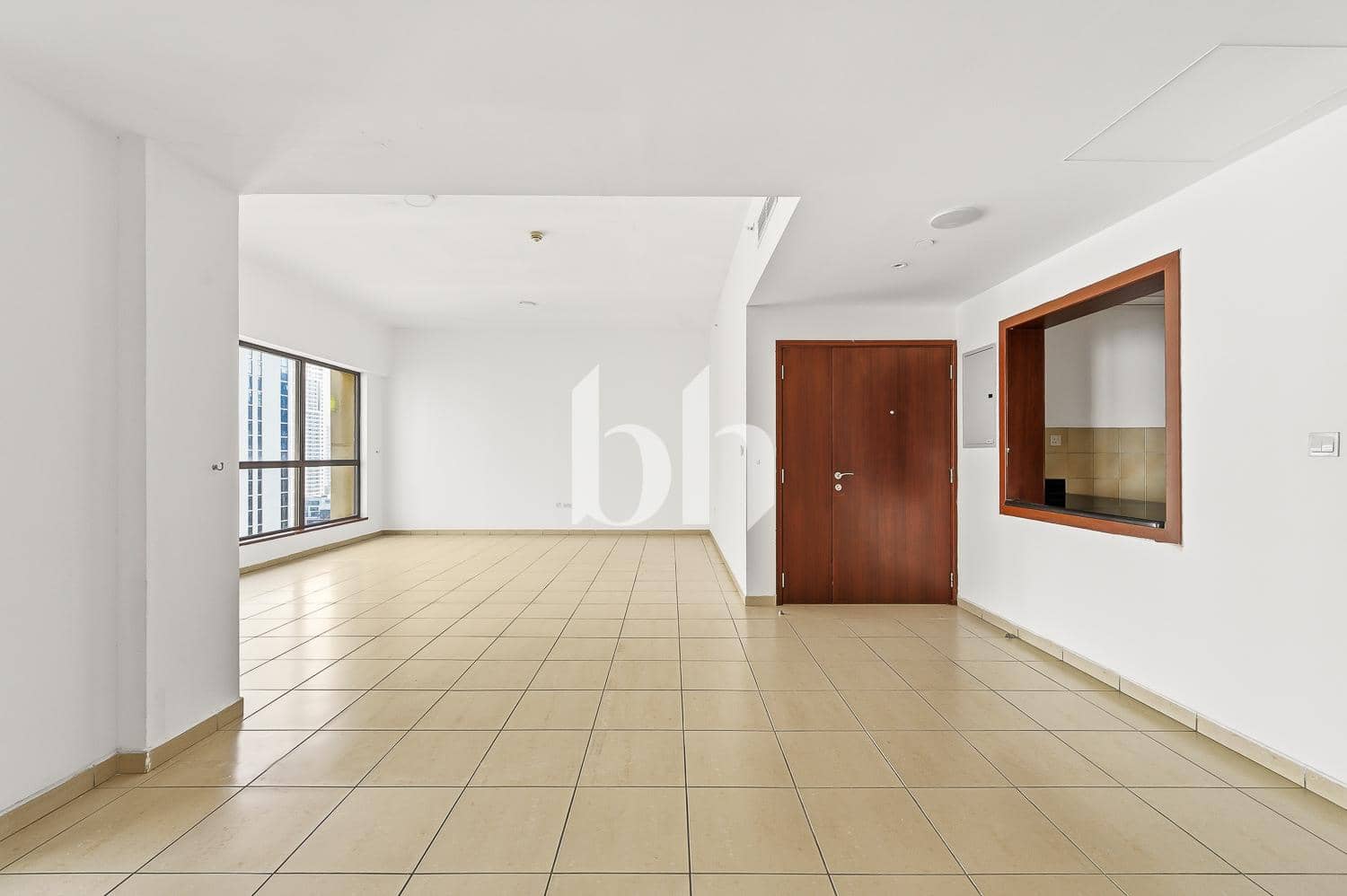 3 Bedroom Apartment in Sadaf 8 - photo 2