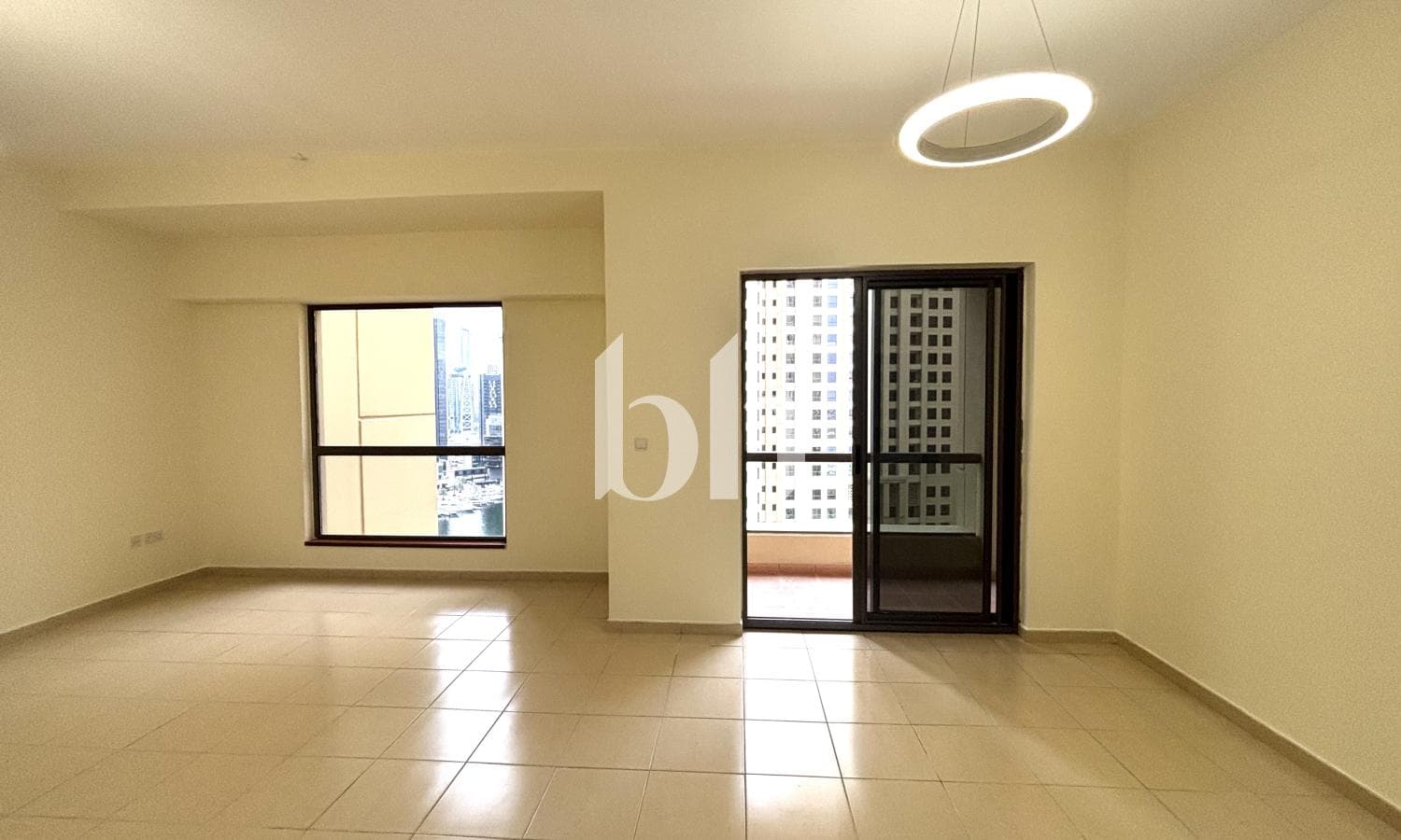 2 Bedroom Apartment in Sadaf 7 - photo 2