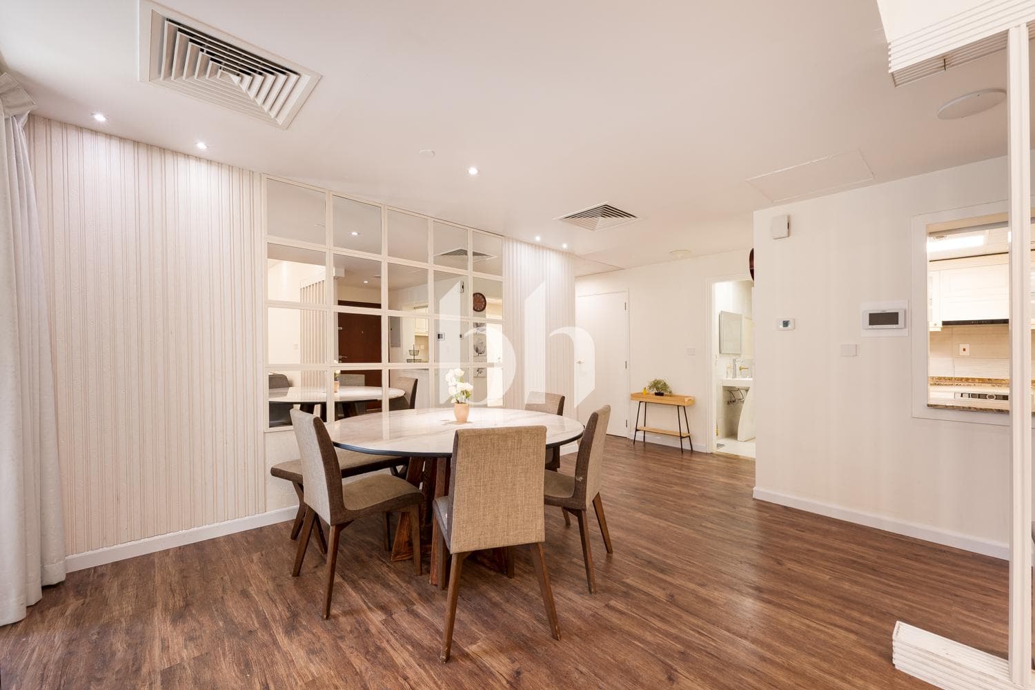 3 Bedroom Apartment in Sadaf 8 - photo 1