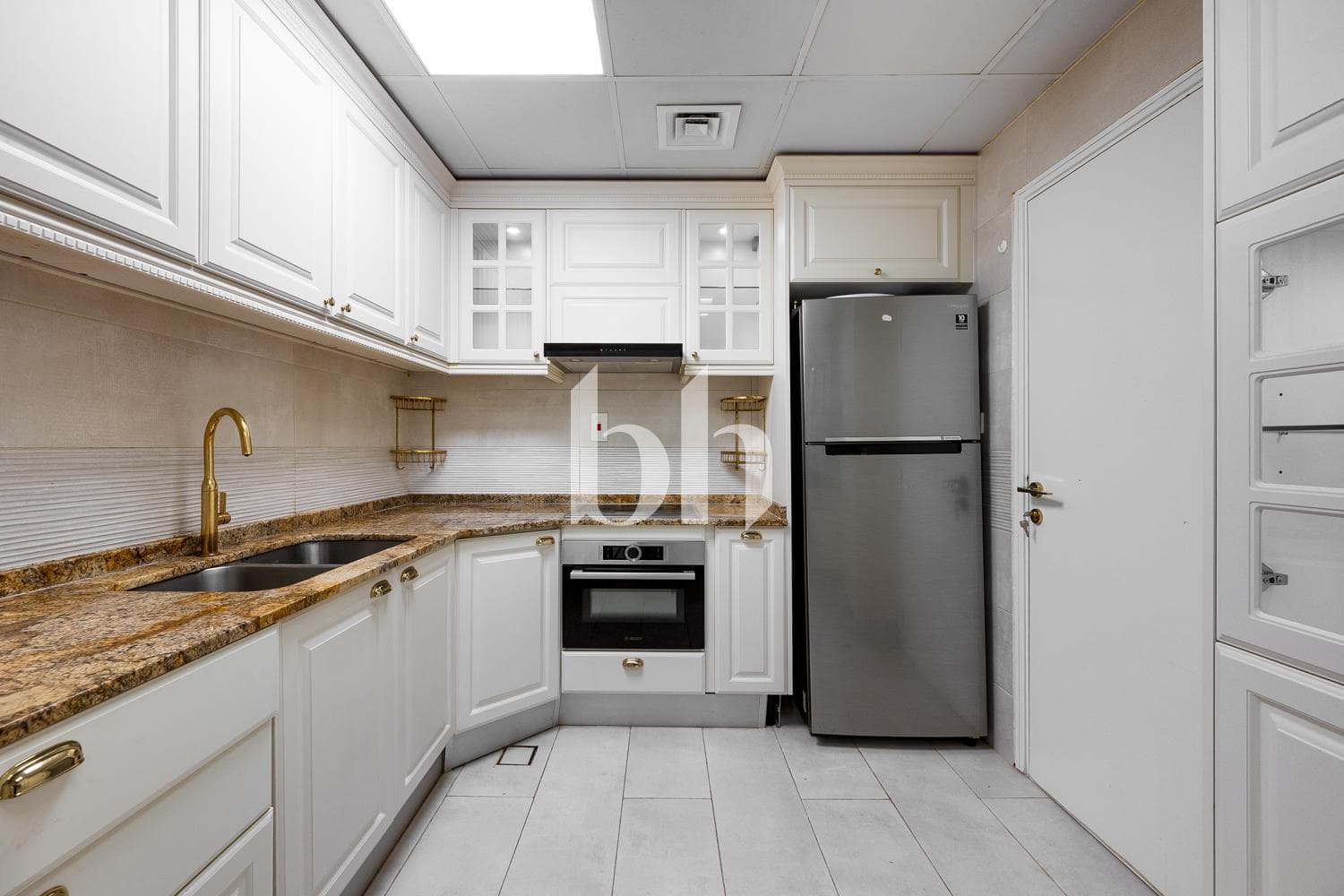 3 Bedroom Apartment in Sadaf 8 - photo 2