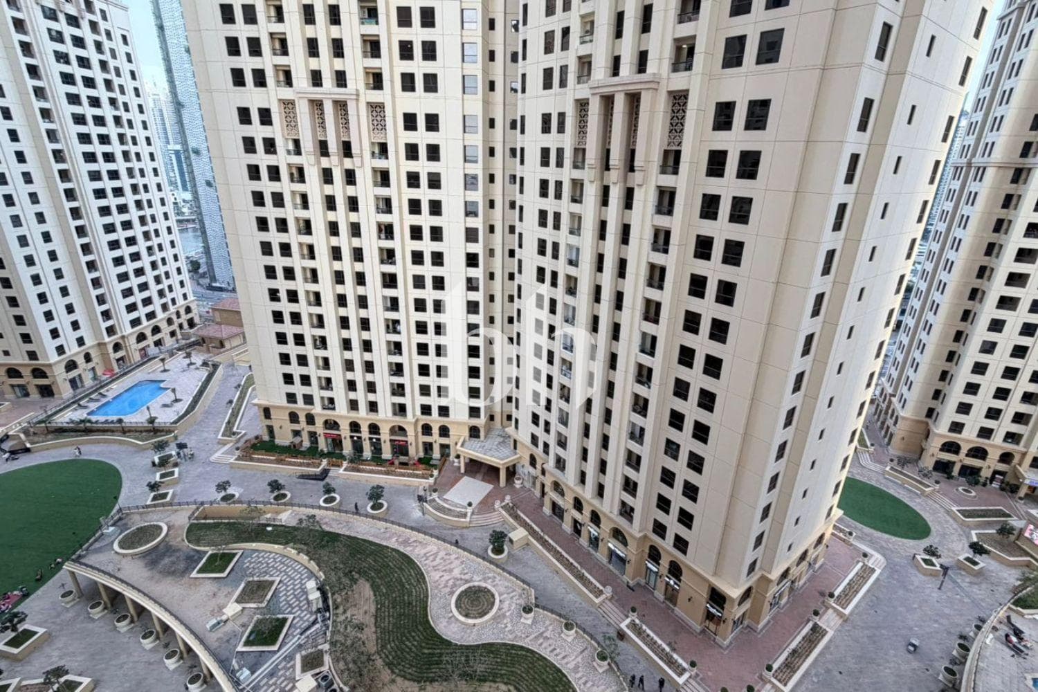 3 Bedrooms Apartment in Sadaf 5 - photo 2