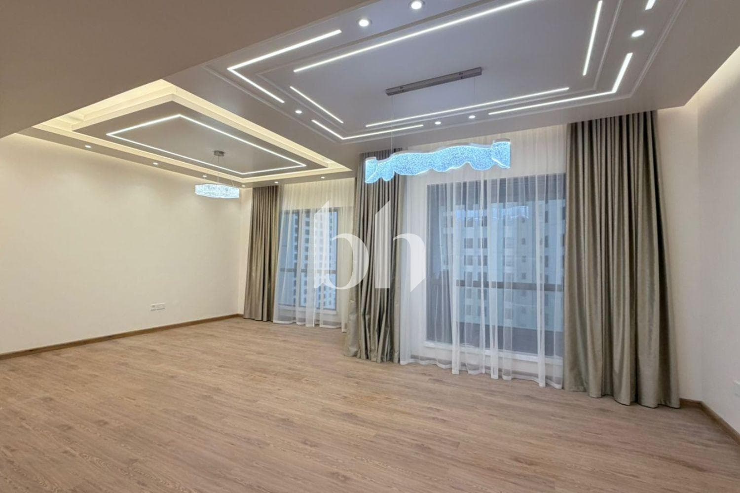 3 Bedrooms Apartment in Sadaf 5 - photo 1
