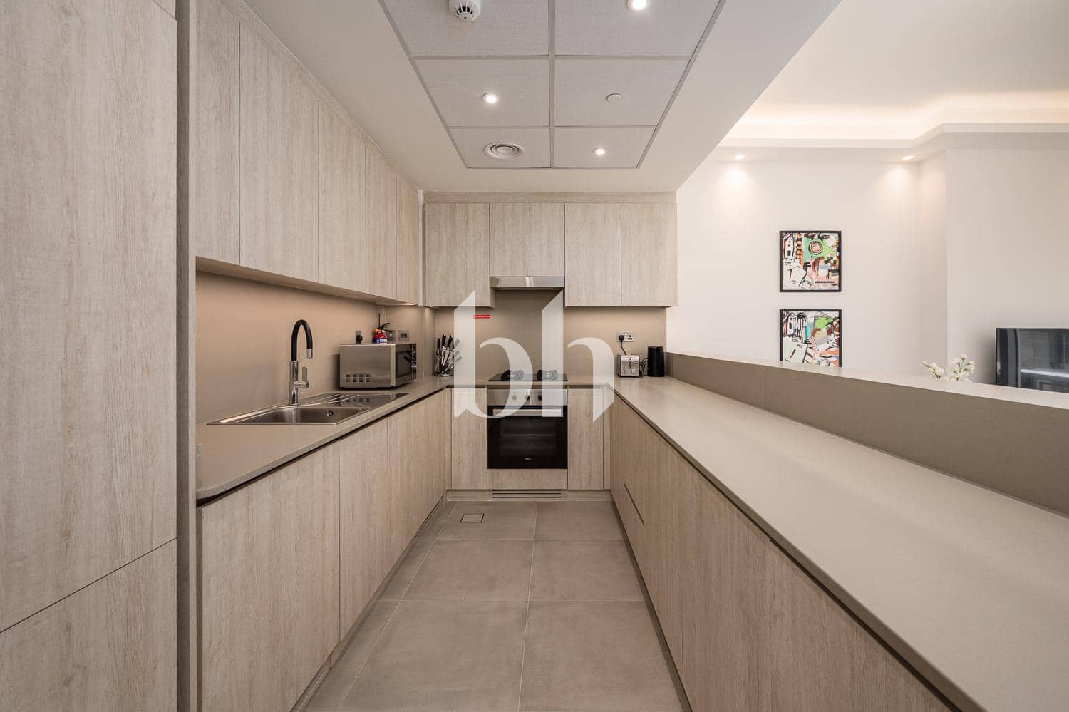 2 Bedroom Apartment in Orra The Embankment Tower 1 - photo 1