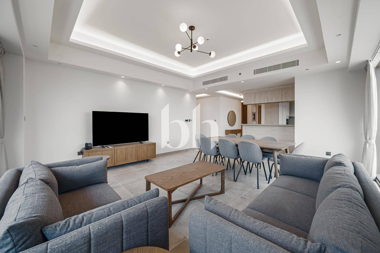 4 Bedroom Apartment in Orra The Embankment Tower 1