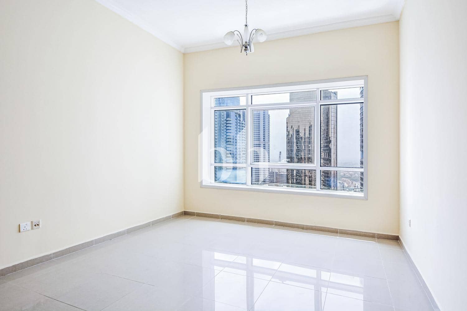 Studio Apartment in Lake City Tower