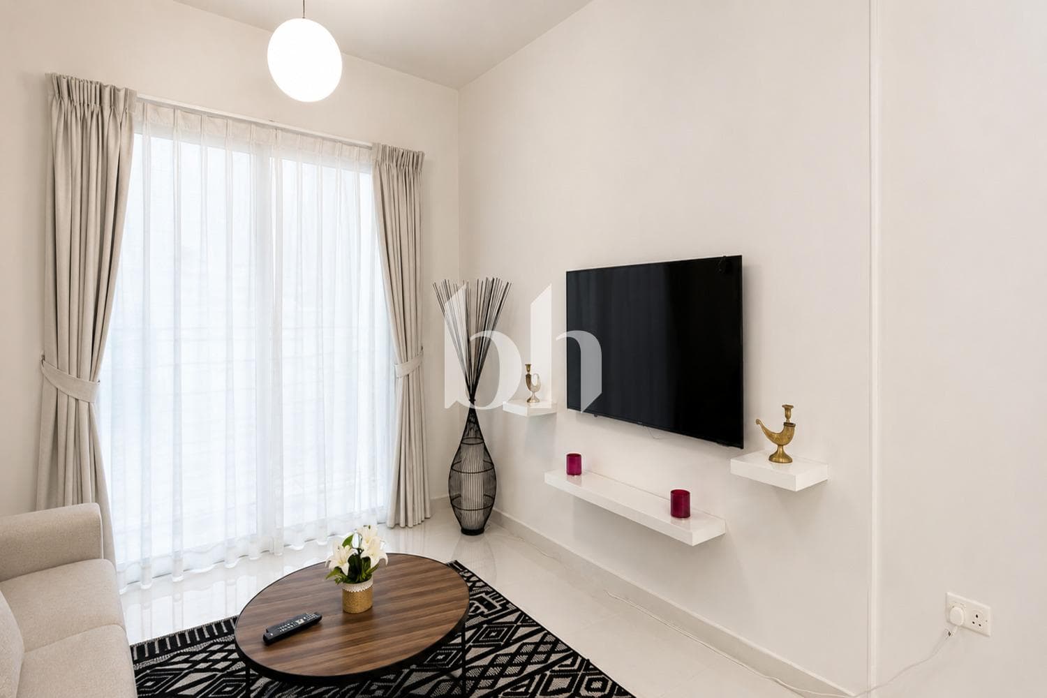 1 Bedroom Apartment in Icon Tower 2 - photo 2