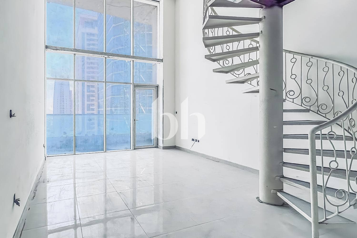 1 Bedroom Duplex in Wind Tower 1