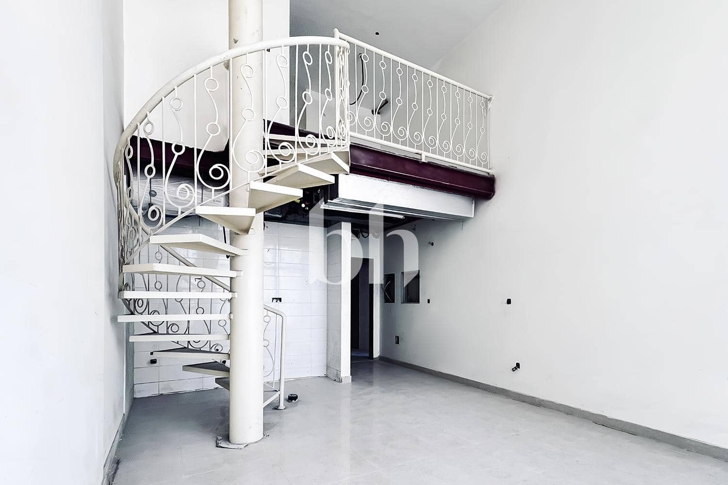1 Bedroom Duplex in Wind Tower 1 - photo 1