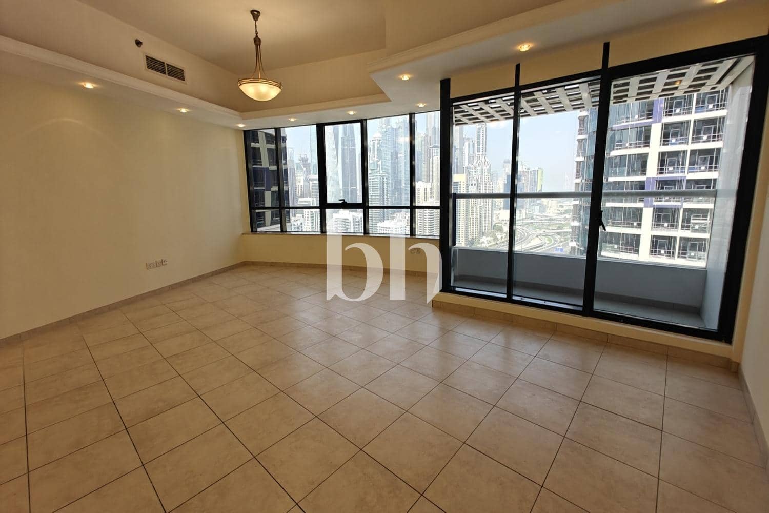 4 Bedroom Apartment in Al Waleed Paradise - photo 1