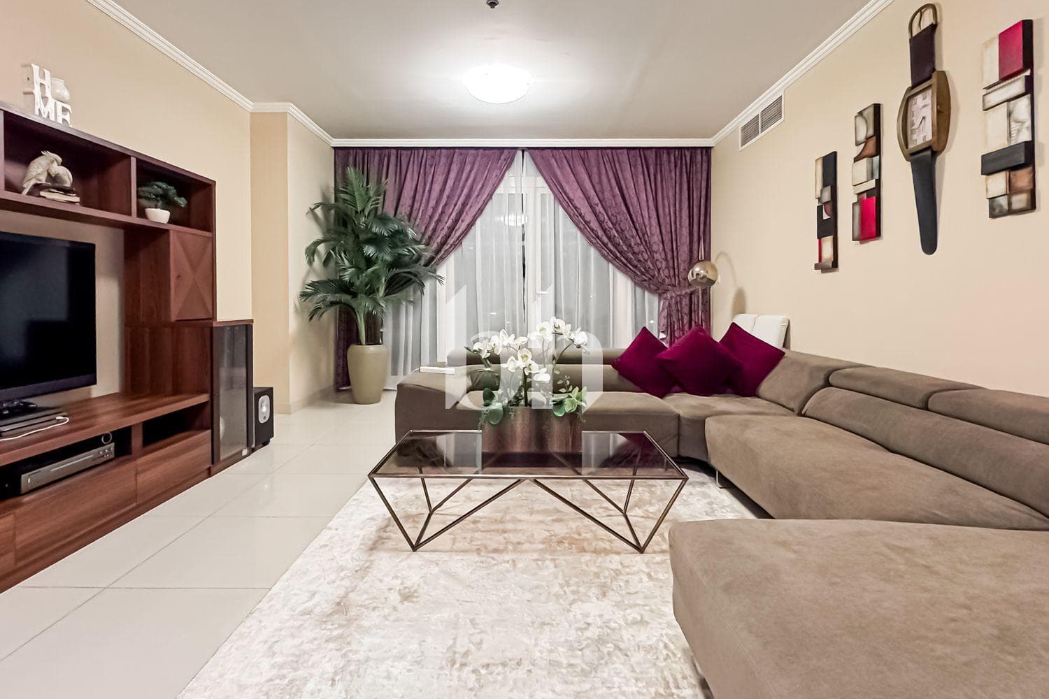 2 Bedroom Apartment in Al Shera Tower - photo 1