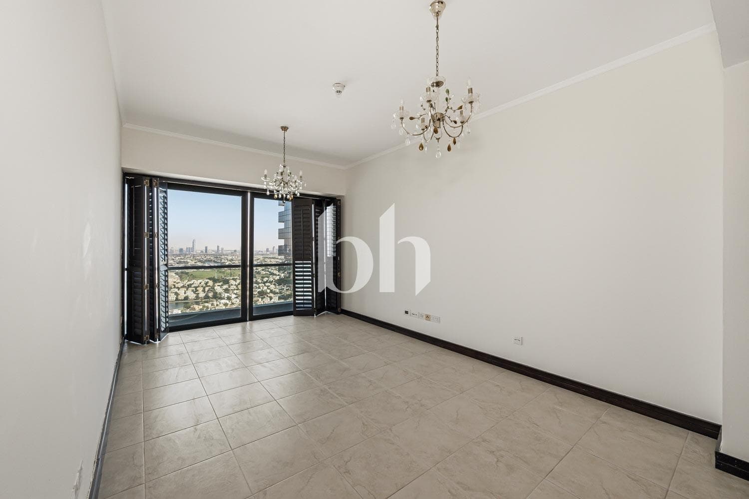 3 Bedroom Apartment in Goldcrest Views 1 - photo 2