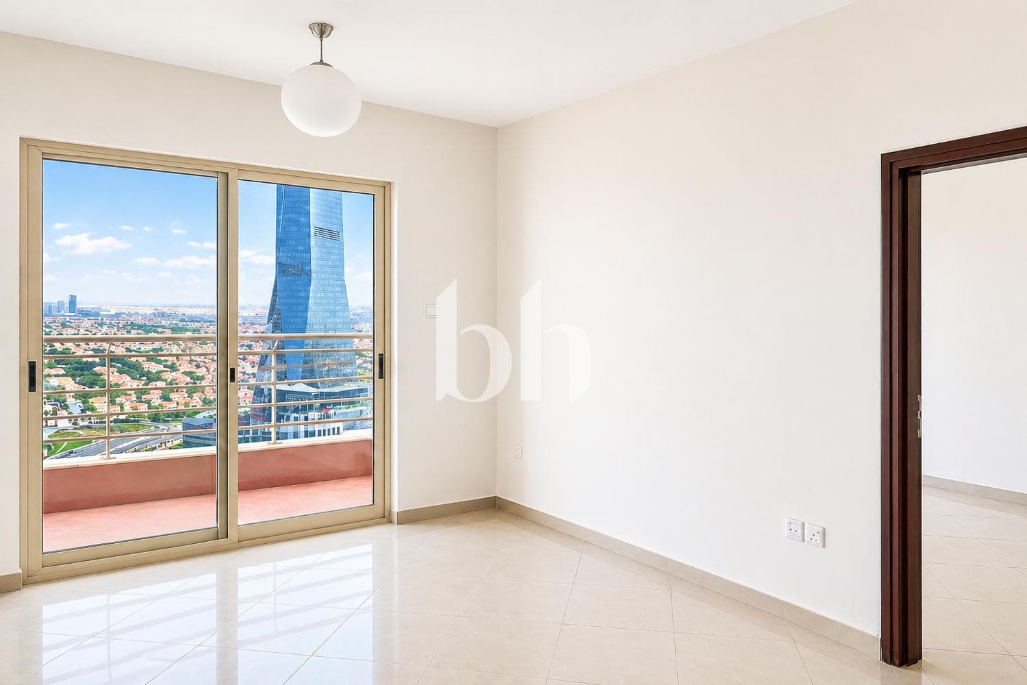 1 Bedroom Apartment in Icon Tower 1 - photo 1