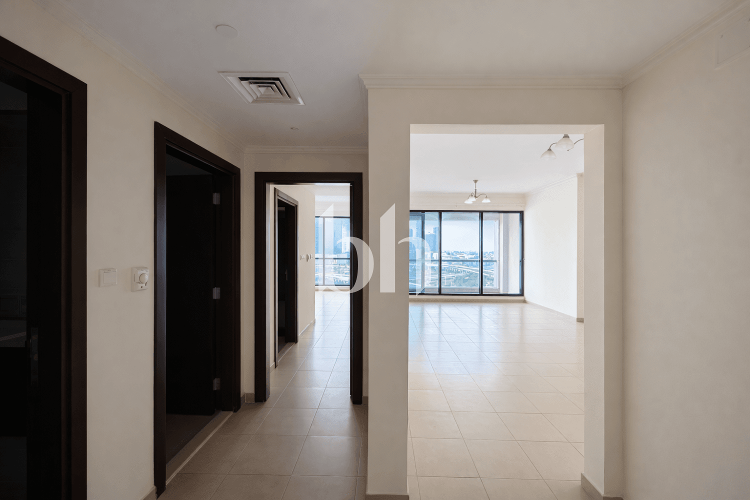 1 Bedroom Apartment in Jumeirah Bay X1 - photo 1