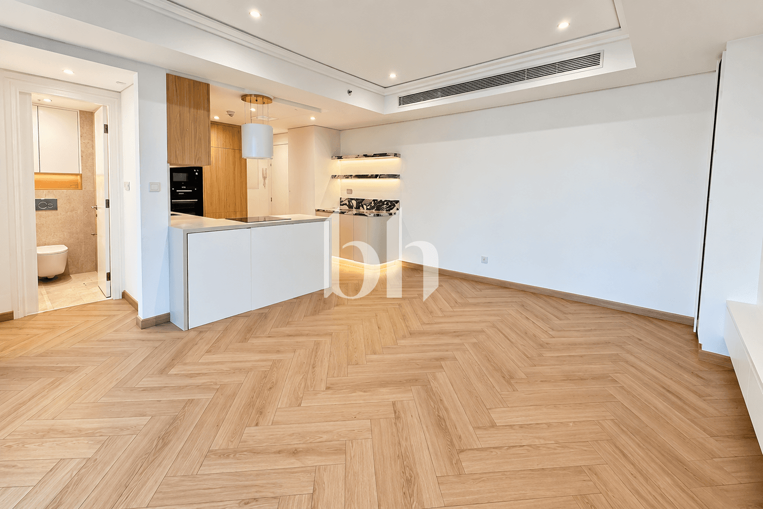 1 Bedroom Apartment in Goldcrest Views 2