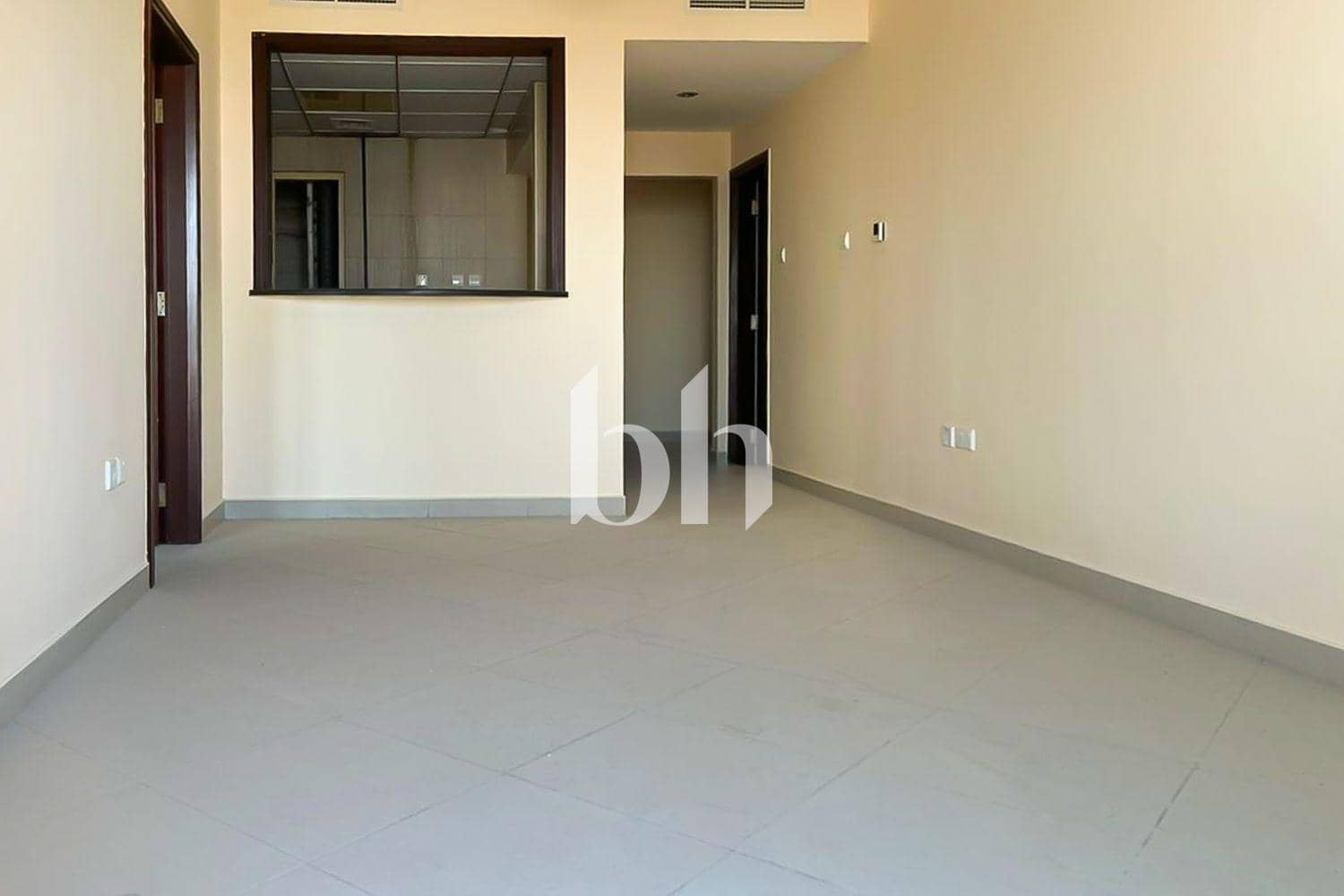2 Bedroom Apartment in Icon Tower 1