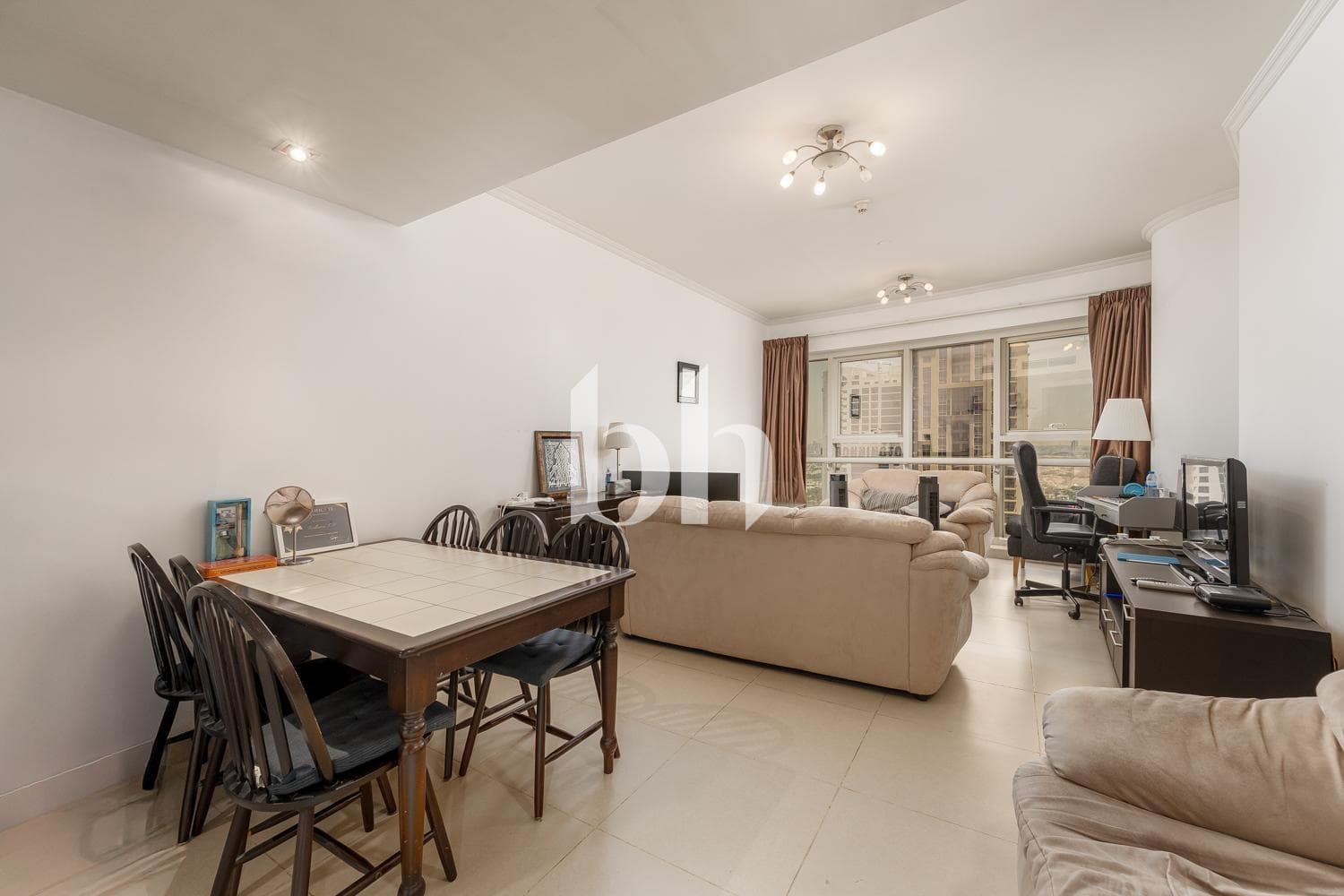 1 Bedroom Apartment in Goldcrest Executive