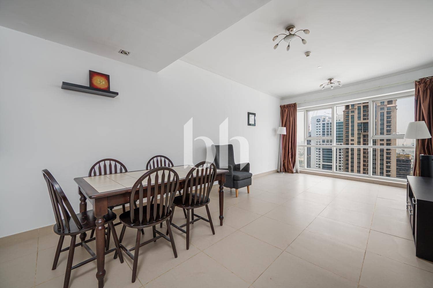 1 Bedroom Apartment in Goldcrest Executive