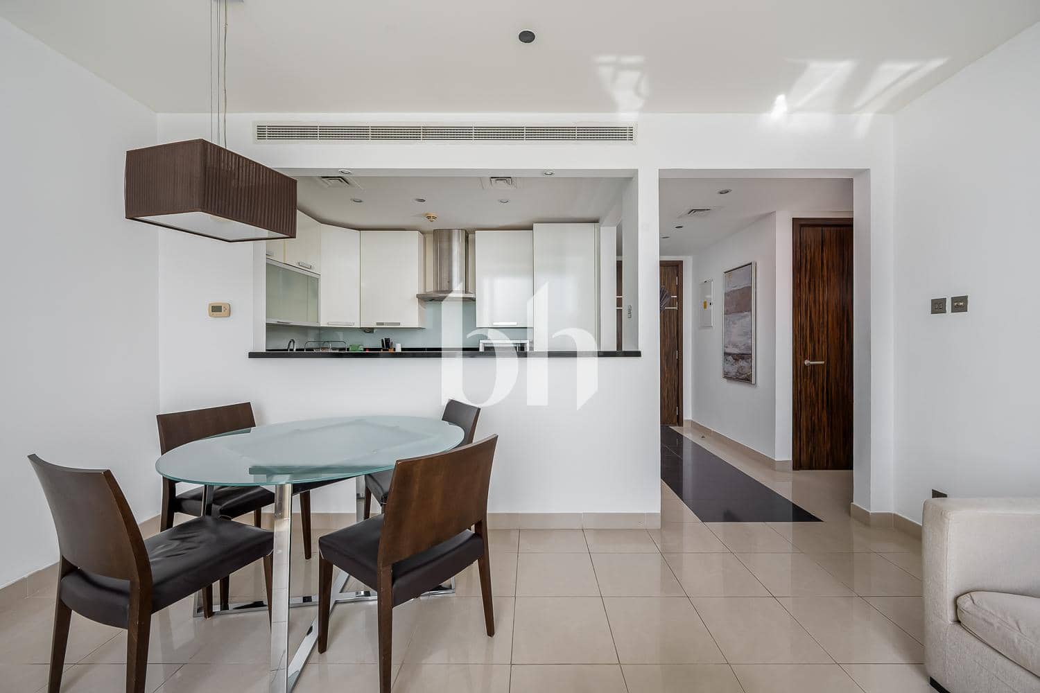 1 Bedroom Apartment in Bonnington Tower - photo 1