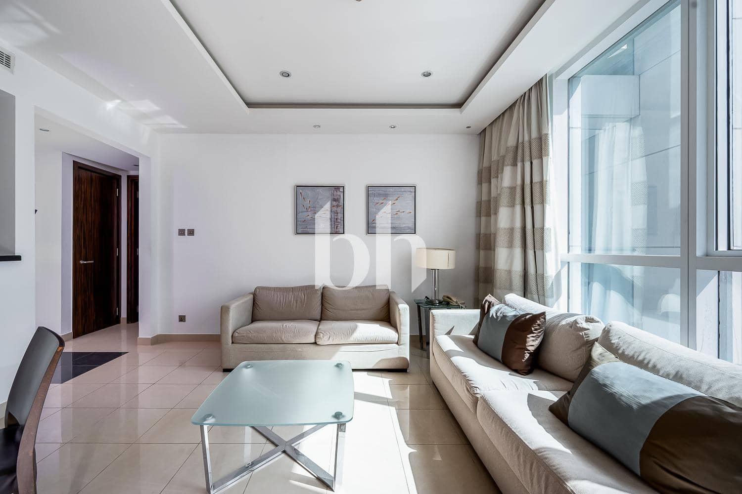 1 Bedroom Apartment in Bonnington Tower - photo 2