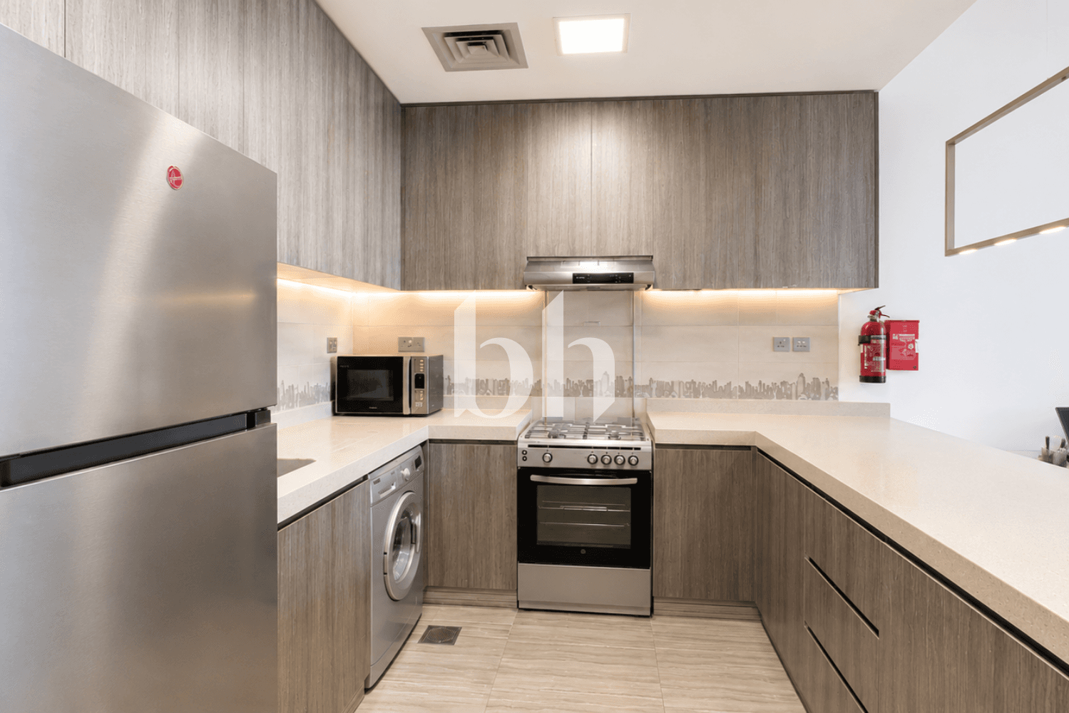 1 Bedroom Apartment in MBL Residence - photo 2