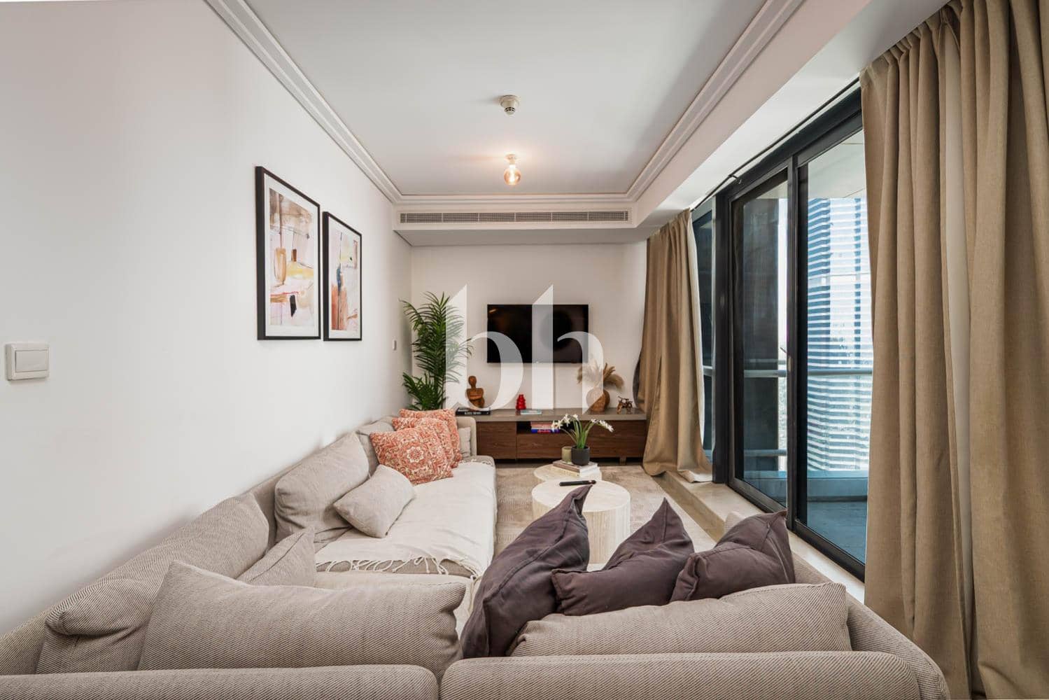 2 Bedroom Apartment in Goldcrest Views 2